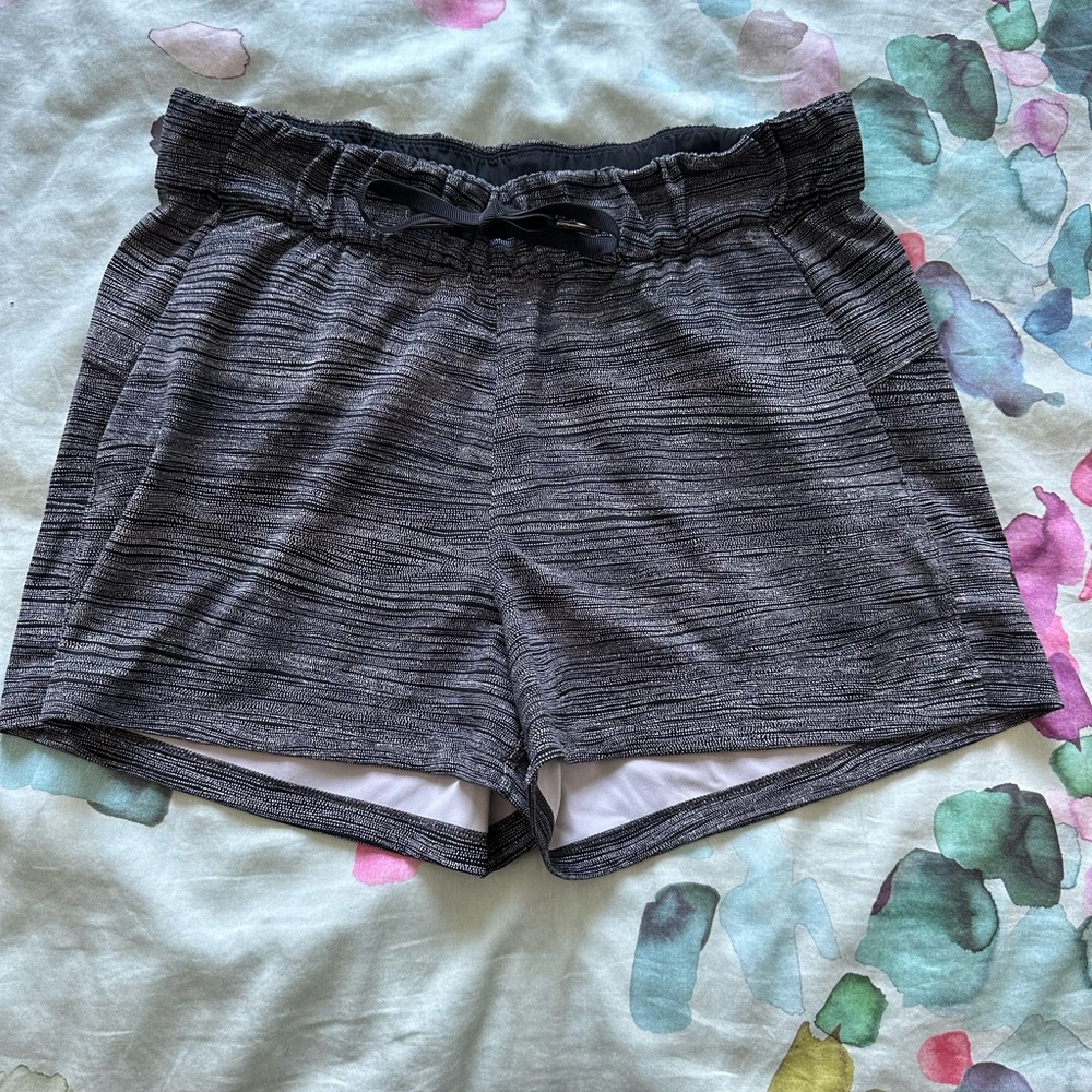 lululemon athletica Gray Athletic Shorts 6 like new